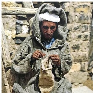 The Rich Heritage of Moroccan Handicrafts: A Journey Through Traditional Artistry