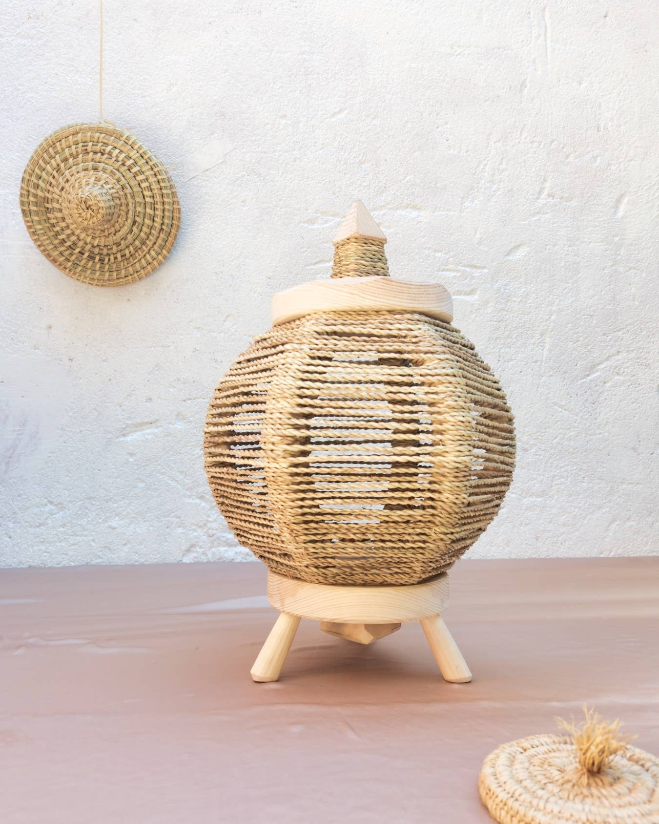 Pomegranate lamp woven in thread of Doum - berberlifeshop