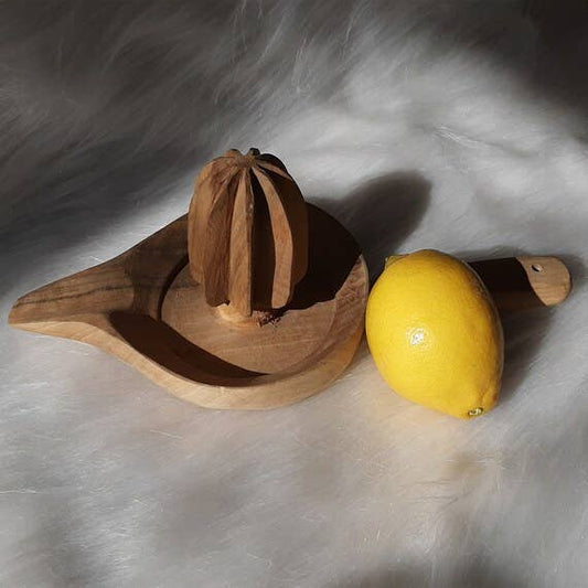 WALNUT WOOD LEMON SQUEEZER - berberlifeshop