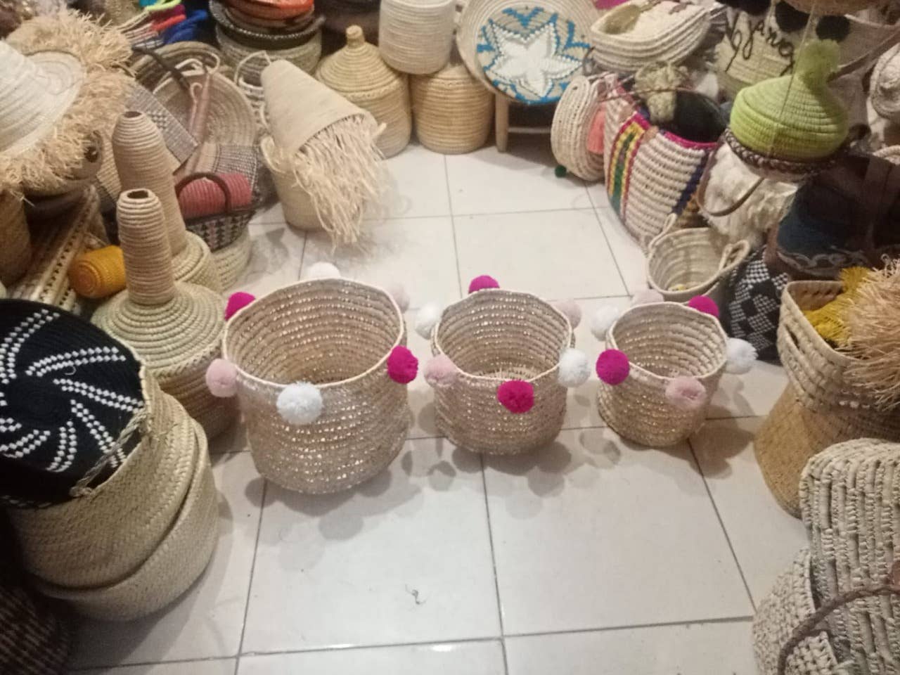 Set of 3 customizable pompom bohemian style storage basket - berberlifeshop
