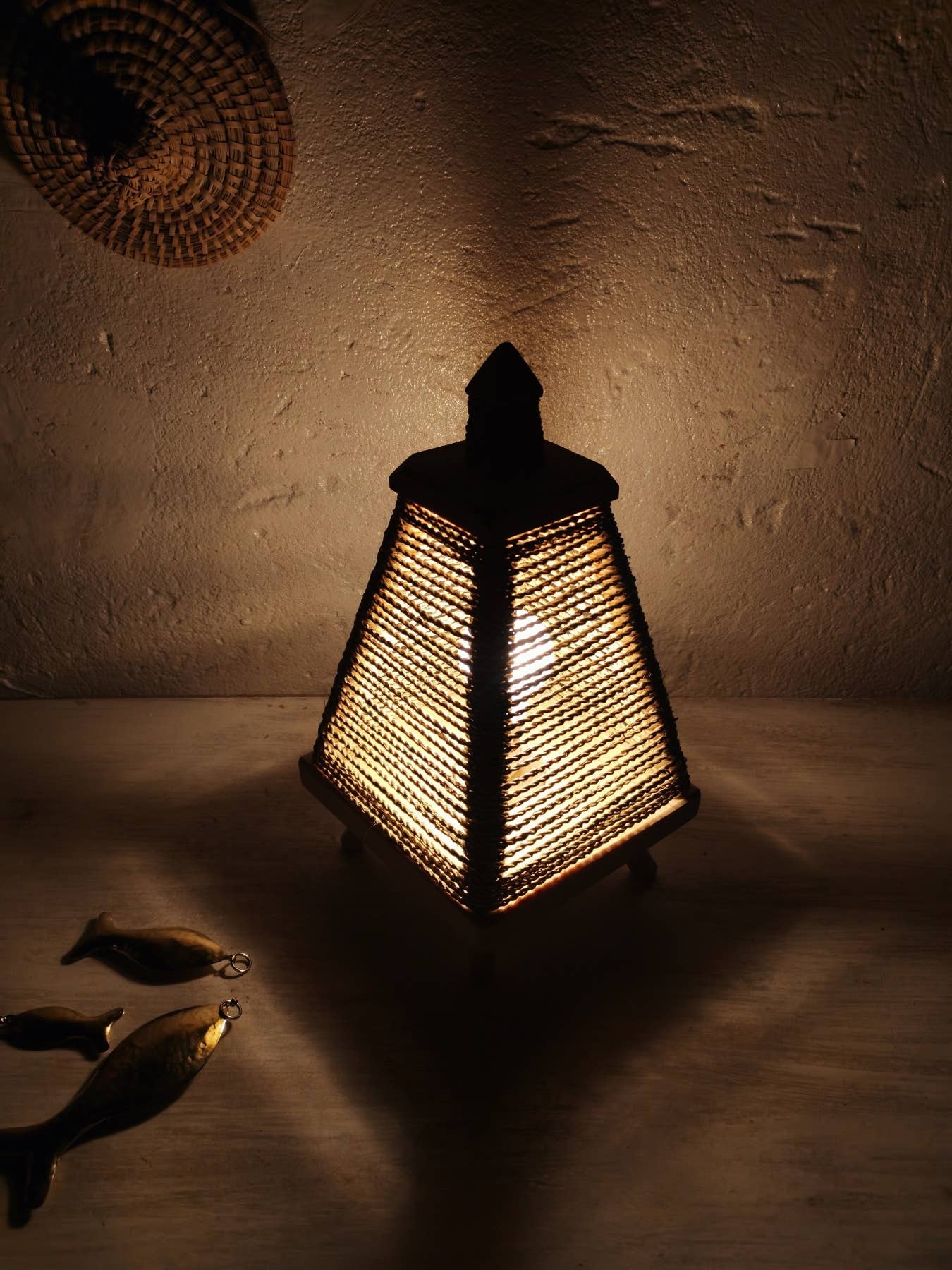 Pyramidal lamp woven in thread of Doum - berberlifeshop