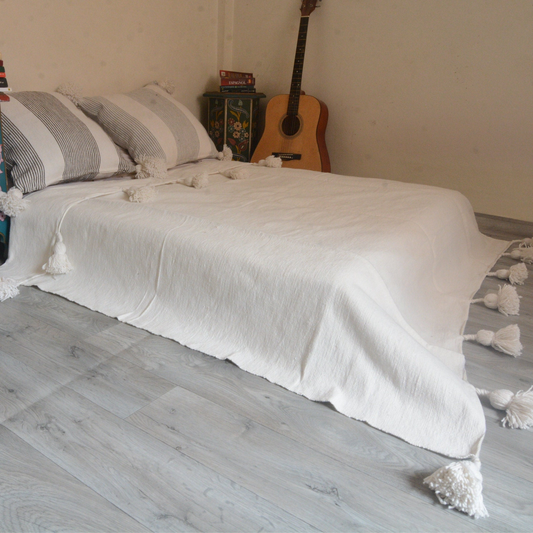 Moroccan blanket ECRU White Tassels bed spread - berberlifeshop